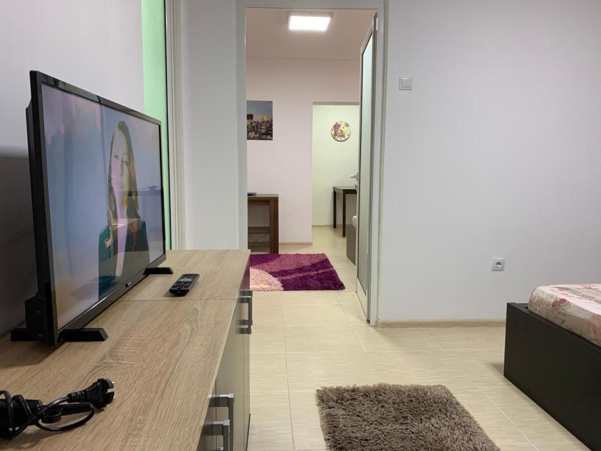 Eli Apartment Galaţi Eksteriør bilde