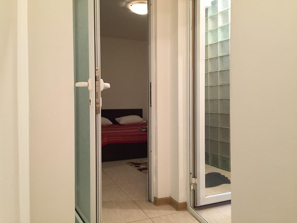 Eli Apartment Galaţi Eksteriør bilde